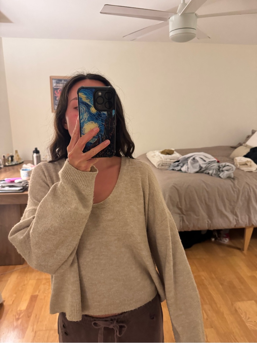 H&M Beige V-Neck Lightweight Knit Sweater